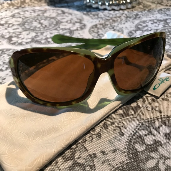 oakley tortoise shell
